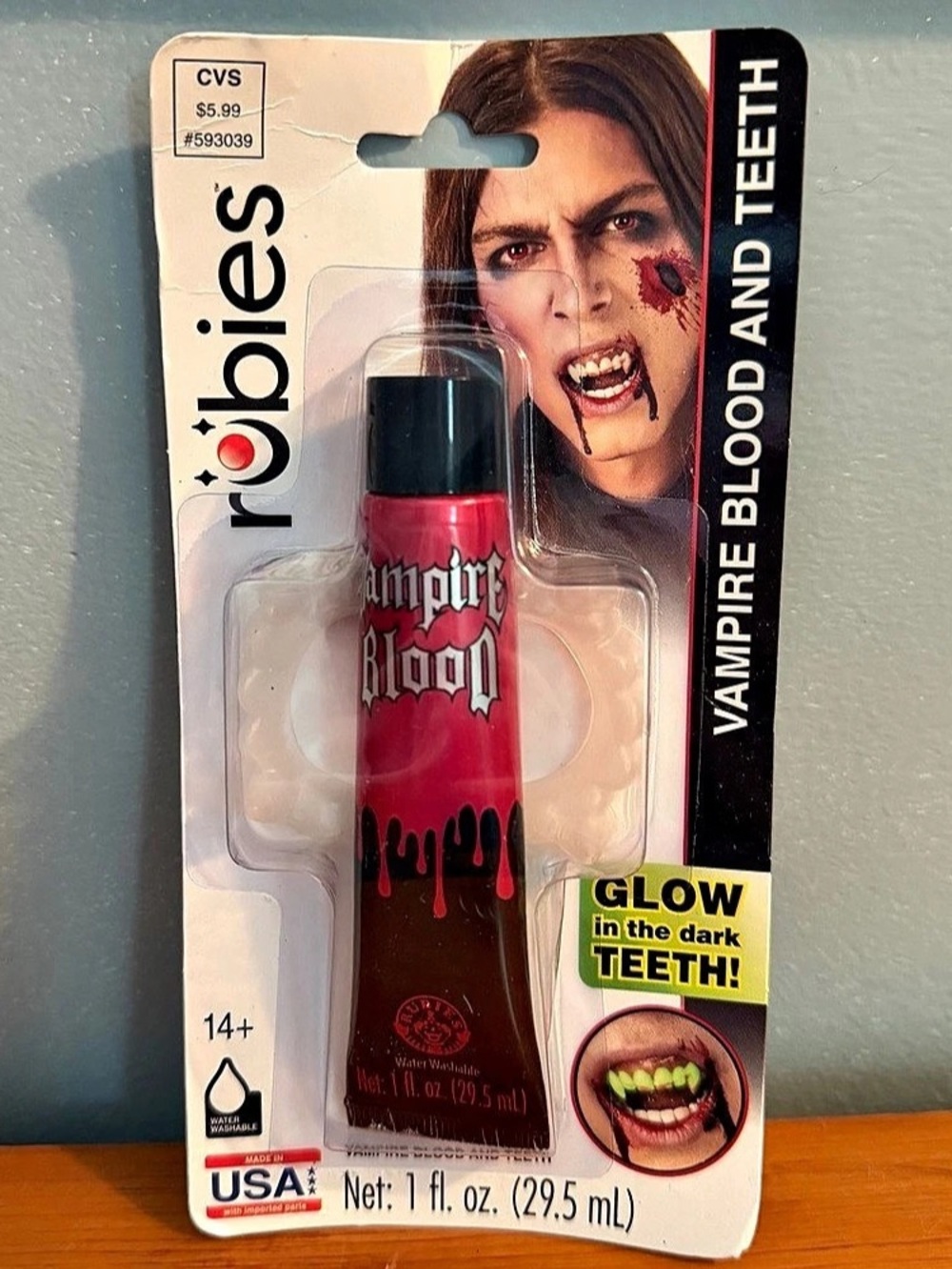 Rubies Vampire Blood and Teeth & Teeth Red NWT
